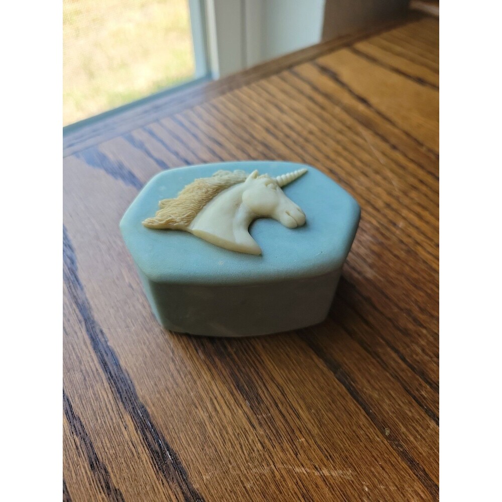 Vtg Genuine Turquoise  Green Blue Incolay Stone Jewelry Trinket Box Unicorn RARE